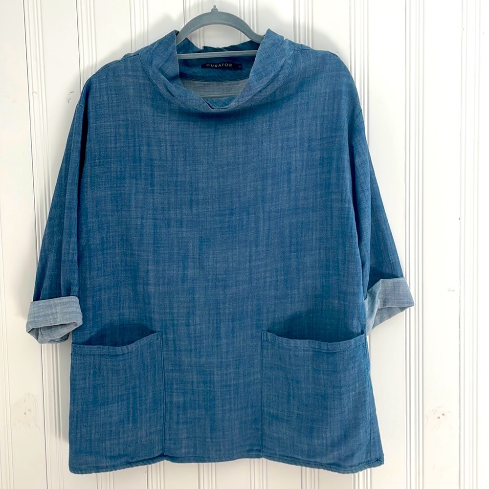 Curator workshirt